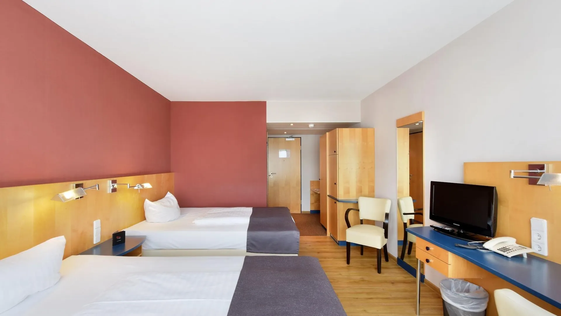 Amedia Dresden Elbpromenade, Trademark Collection By Wyndham