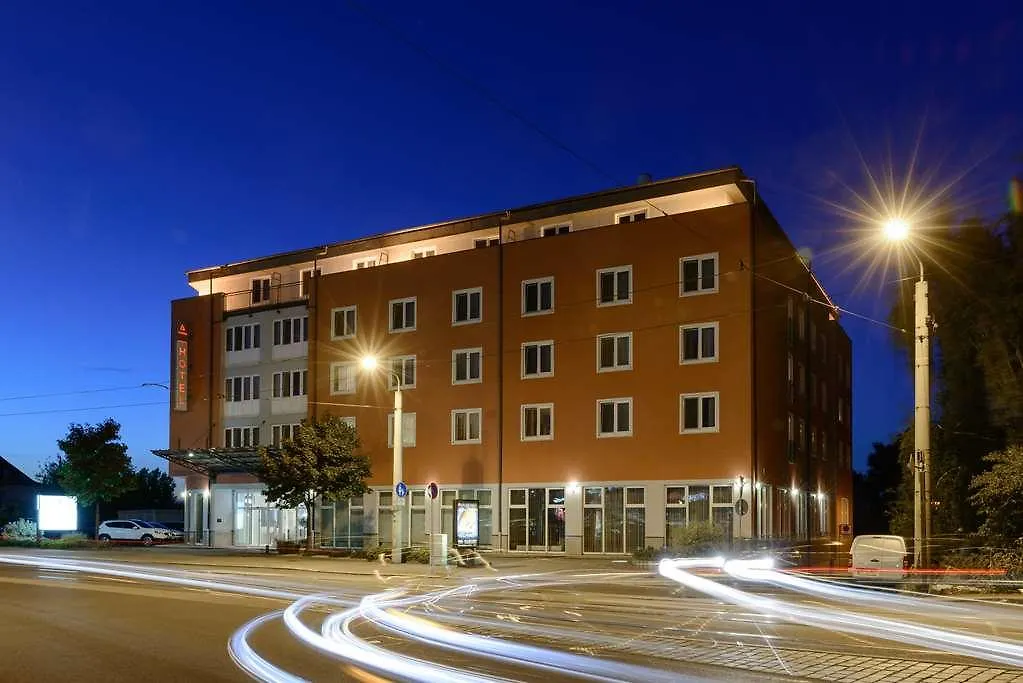 *** Hotel Amedia Dresden Elbpromenade, Trademark Collection By Wyndham Germany