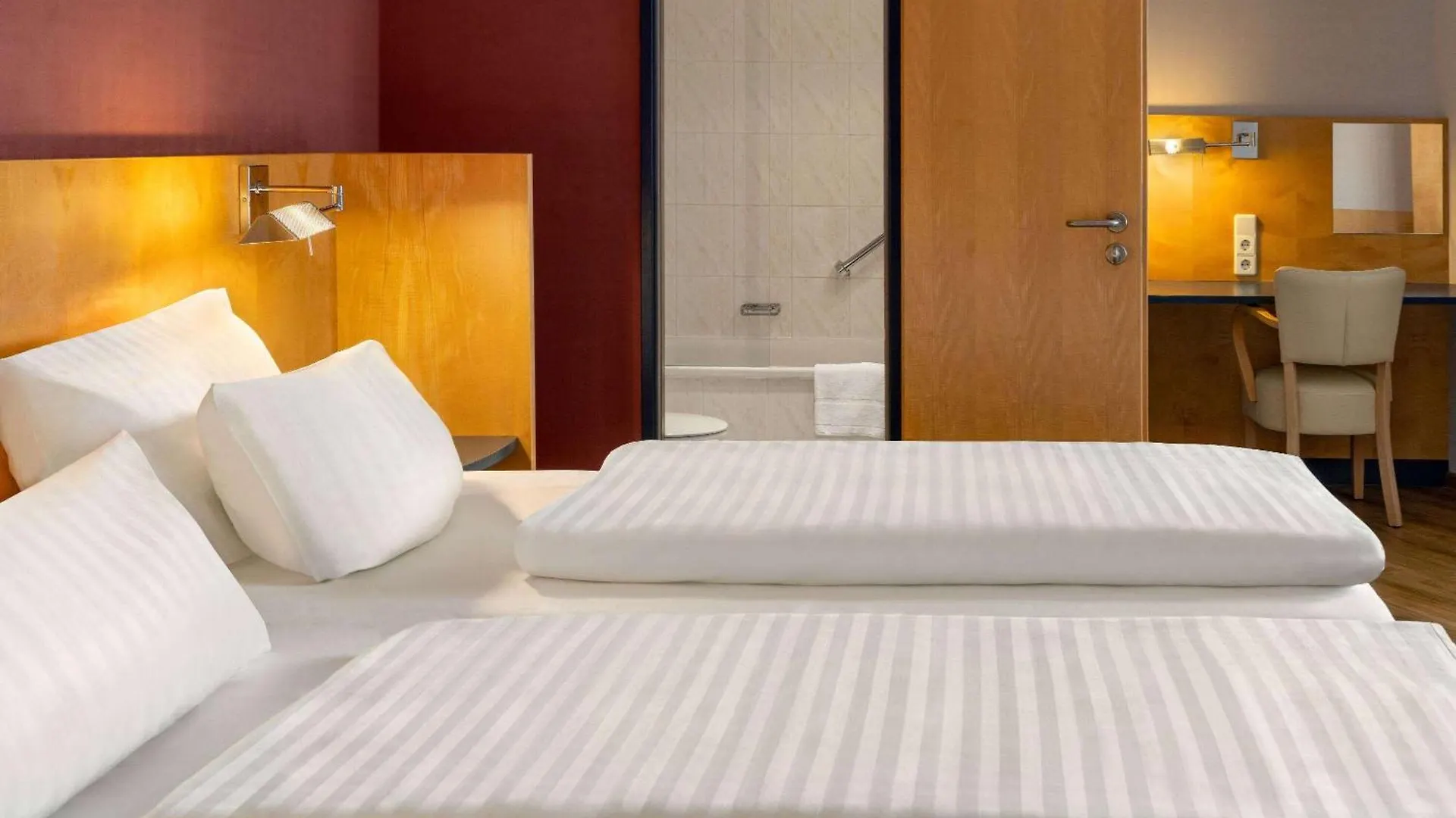 Amedia Dresden Elbpromenade, Trademark Collection By Wyndham Hotel